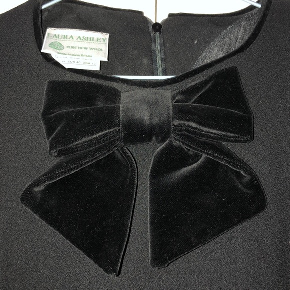Vintage NWT Laura Ashley Black Dress w Velvet Bow - Picture 6 of 13
